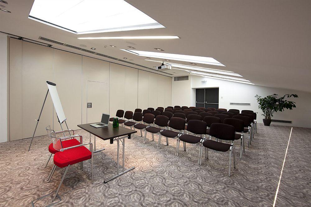 Hotel Polski Pod Bialym Orlem Краков Экстерьер фото Meeting room