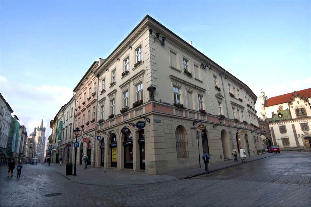 Hotel Polski Pod Bialym Orlem Краков Экстерьер фото The house of the Polish Academy of Sciences