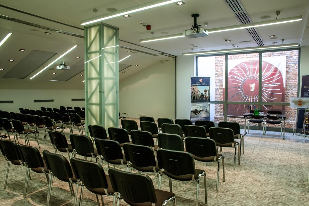 Hotel Polski Pod Bialym Orlem Краков Экстерьер фото The main lecture room